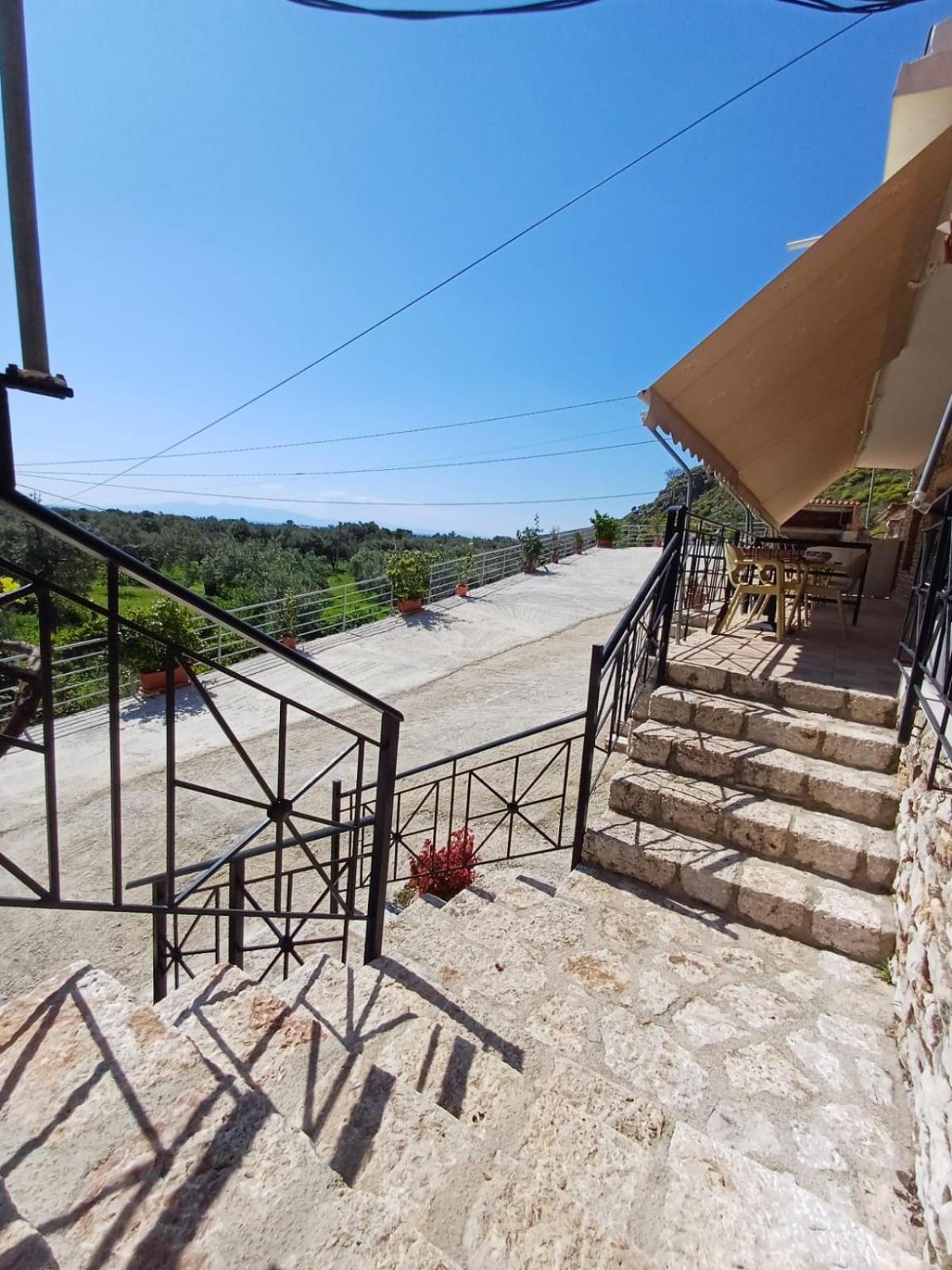 Kaful Apartments Qeparo Exterior photo