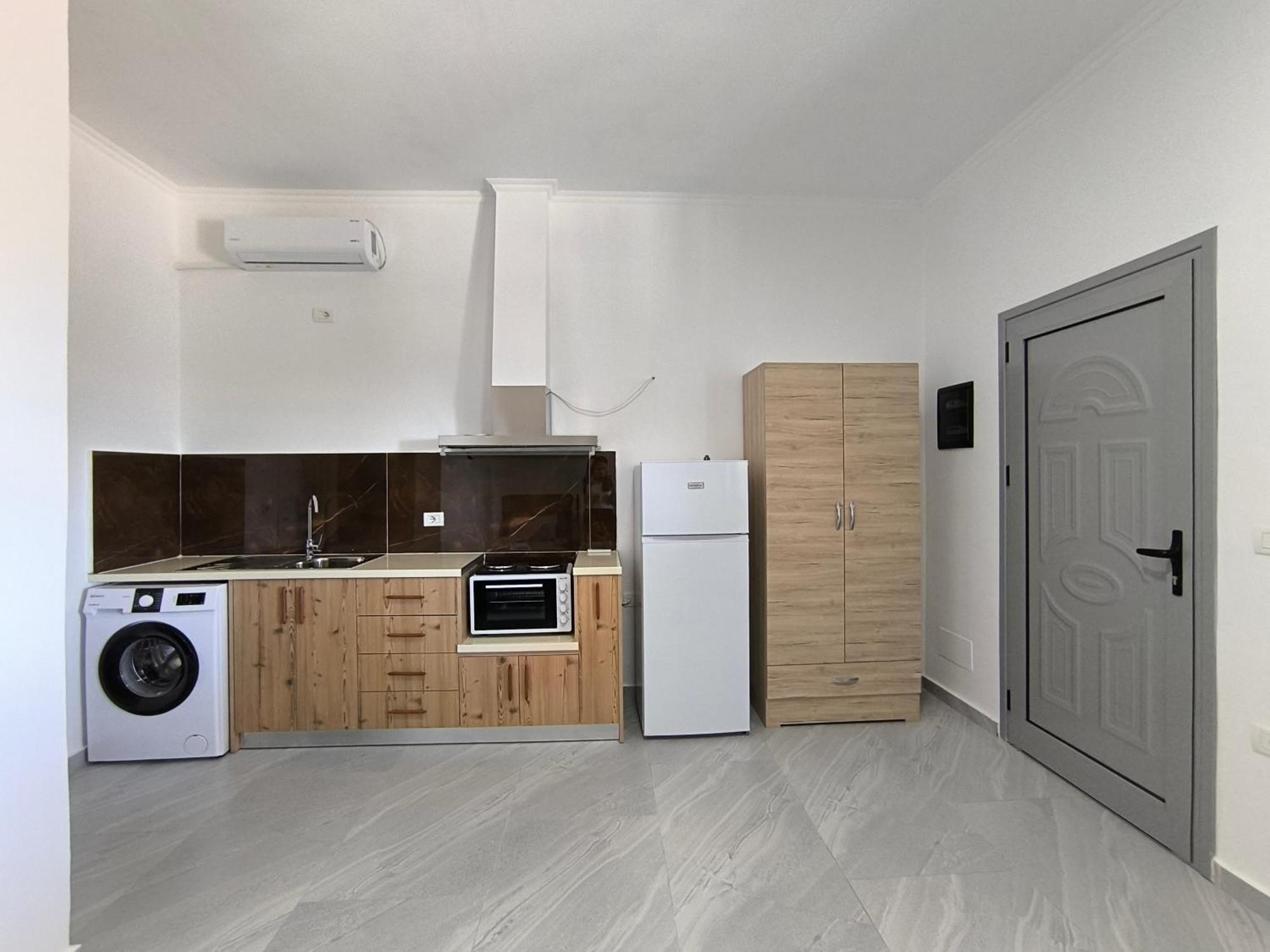 Kaful Apartments Qeparo Exterior photo